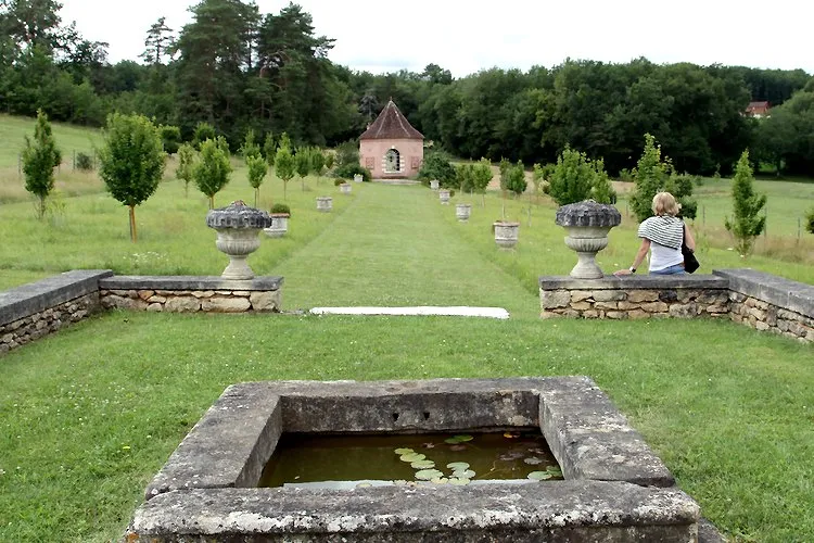 Tuinen in Dordogne: Les Jardins de la Chartreuse du Colombier bij Paunat tussen Limeuil en Trémolat (omgeving Le Bugue).