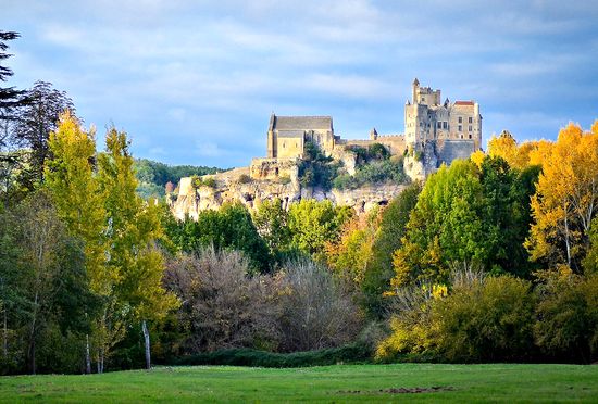 Dordogne Perigord: Château de Beynac beloond door Sothebys en Monuments Historiques voor restauratiewerk.